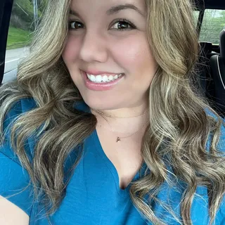 Alysia R.