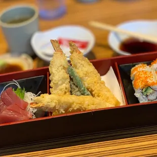 Early Bird Special with choice of Sashimi.
