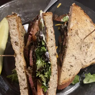 BLT