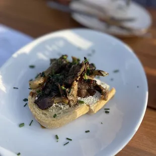 Roasted Mushrooms &amp; Whipped Goat Cheese Toast