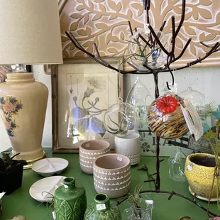 Vintage pots, lamps, dried flowers just in time for spring!