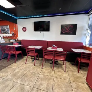 Gyro &amp; Shawarma Grill: inside