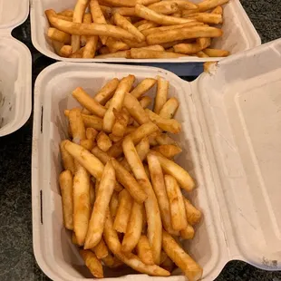 Side of plain fries, they are delish!