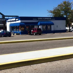 Gyro Express off Morse Rd. ordering Jumbo Gyros, extra seasoning salt and Baba ghanoush. Yum!