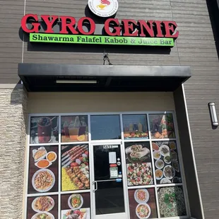 Yummy entrance
