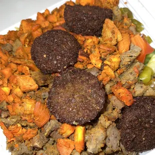Chicken or lamb with 4 pcs of falafel (rice &amp; salad) With &quot;extra meat&quot; added on to make it a combo over rice with falafel.