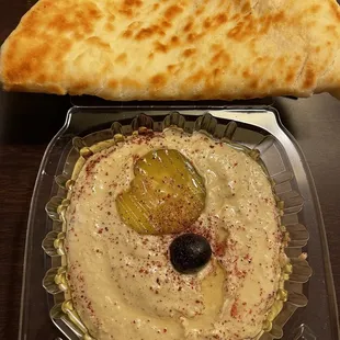 Hummus plate with pita bread