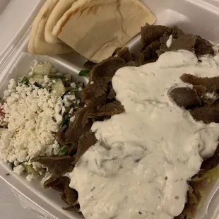 16. Gyros Plate with spiced salad