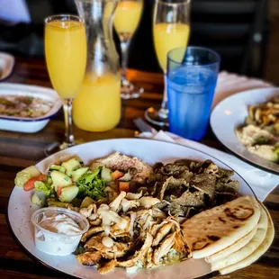 20. Combo Gyro Plate