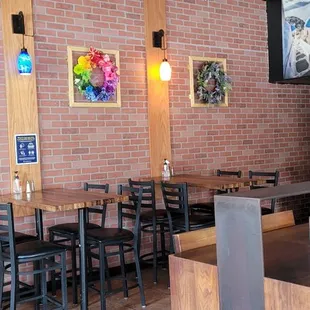 Nice decor here.