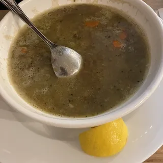 Red Lentil Soup with Pita Bread (Vegan)