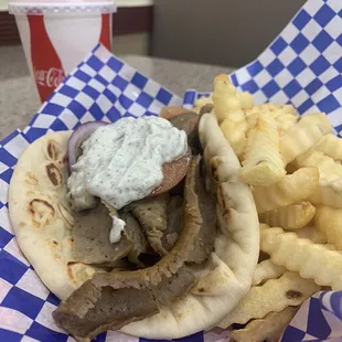 #1 GYROS PITA combo