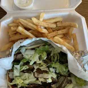 Gyros combo meal with fries and drink. YUMMY!