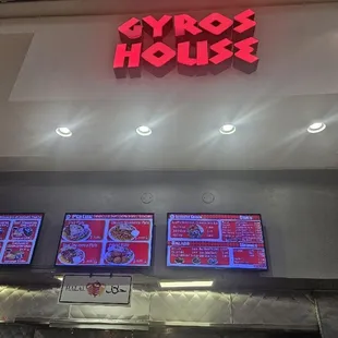 Gyros House. Parkway Plaza.