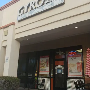 EAT HERE!!!