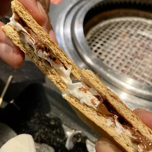 S'mores dessert