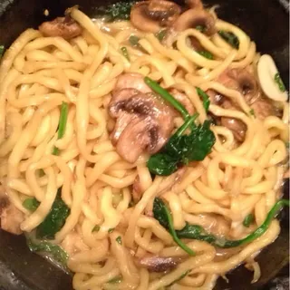 Veggie Garlic Noodles