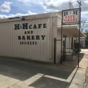 Restaurant exterior &amp; entrance