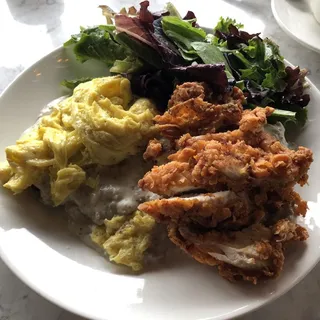 Biscuits & Gravy *Made With Organic Eggs*