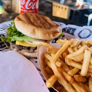 Cheeseburger with French fries