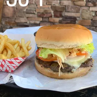 Sam&apos;s burger