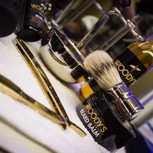 Straight-razor shave