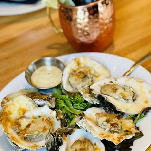 a plate of oysters