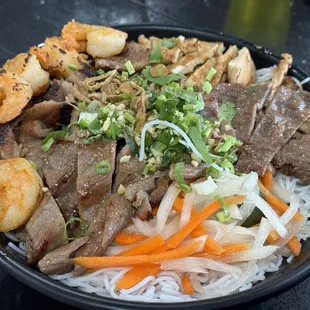 H Pho Asian Bistro