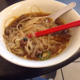 food, ramen and noodles