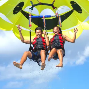 Parasailing in Honolulu, Hawaii