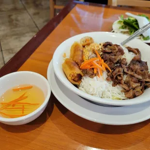 Lunch bun with pork