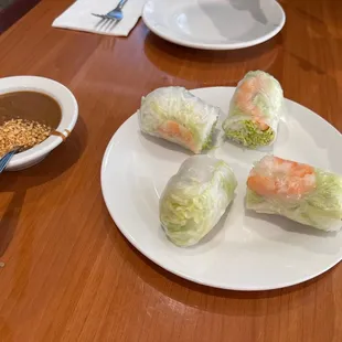 Fresh summer rolls