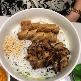 BBQ Chicken & Spring roll Vermicelli