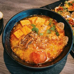 Bun Rieu