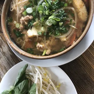 ramen and noodles, food