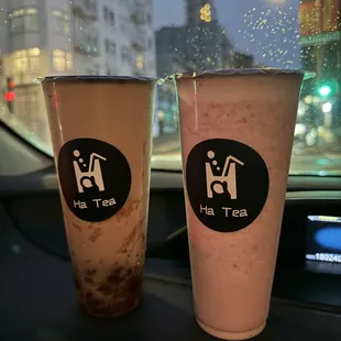 Redbean with milk &amp; Strawberry smoothie