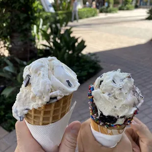 two cones of ice cream