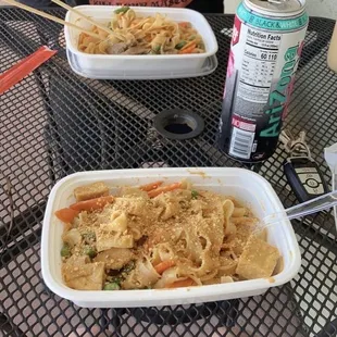 Peanut Curry Noodle with Tofu