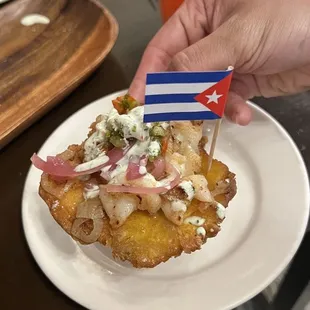 Tostones w shrimp