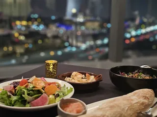 SET Steak & Sushi