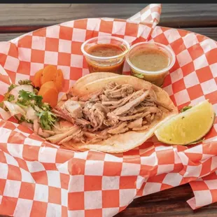 Carnitas taco