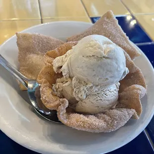 Sopapillas