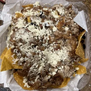 Carnitas nachos