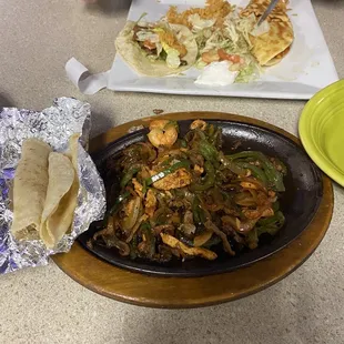 Texas Fajitas, quesadillas