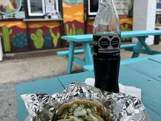 La Sabrosa Tacos Y Mas