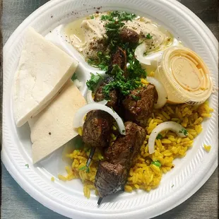 Beef skewer plate (hummus and rice)