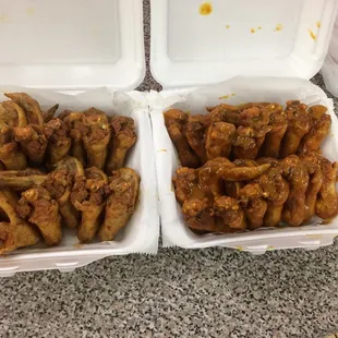 Yummy 30 peice come check them out !! Flavors: season (on right ) honey gold (on left)