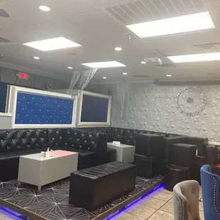 lounge area, spacious and nice lol