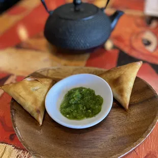 Sambusa w/lentils  @justtwobitez on IG