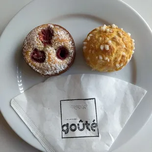 Raspberry financier, chouquette - Goûté Bakery popup
